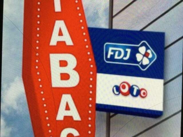 Vente Bar-tabac 140 m&sup2; — photo du bien