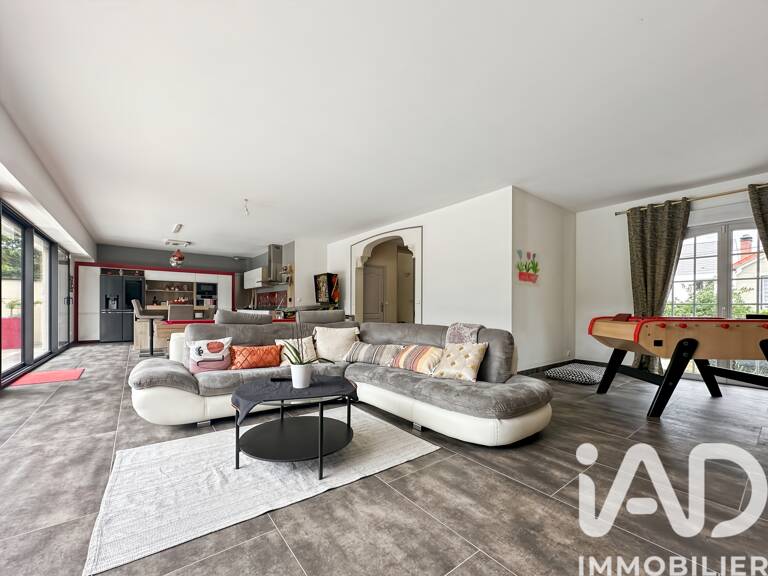 Vente Maison/villa 9 pièces — photo 1