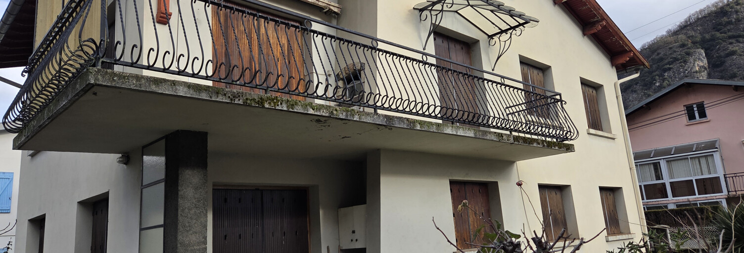 Maison 6 Pièces 127 m² à vendre à Tarascon-sur-Ariège (09400)