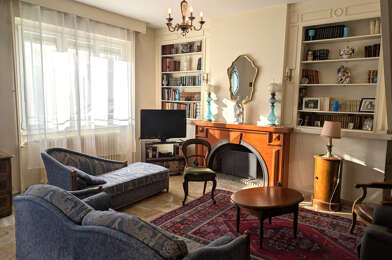 Appartement 6 pièces 282500 €