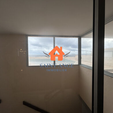 Appartement 3 pièces 930 €