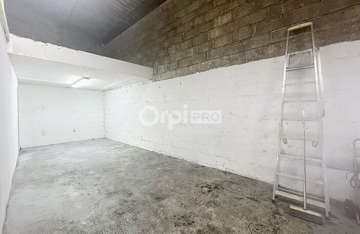 LOCAL PROFESSIONNEL A LOUER — photo 4