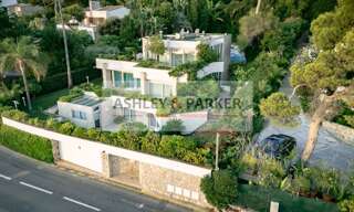 Maison 8 Pièces 378 m² à vendre à Roquebrune-Cap-Martin (06190)