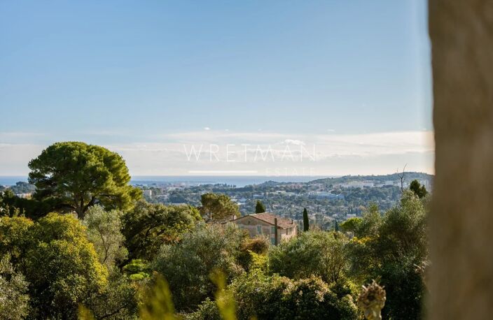 Propriété de caractère avec piscine dans secteur prisé - Mougins — photo 3