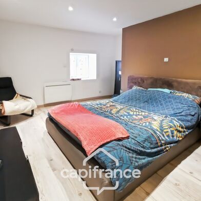 Maison 10 pièces 210000 €