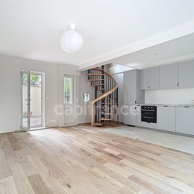 Maison 5 pièces 745000 €