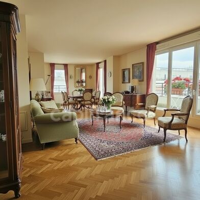 Appartement 5 pièces 142000 €