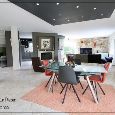 Maison 7 pièces 873600 €