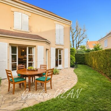 Maison 6 pièces 880000 €