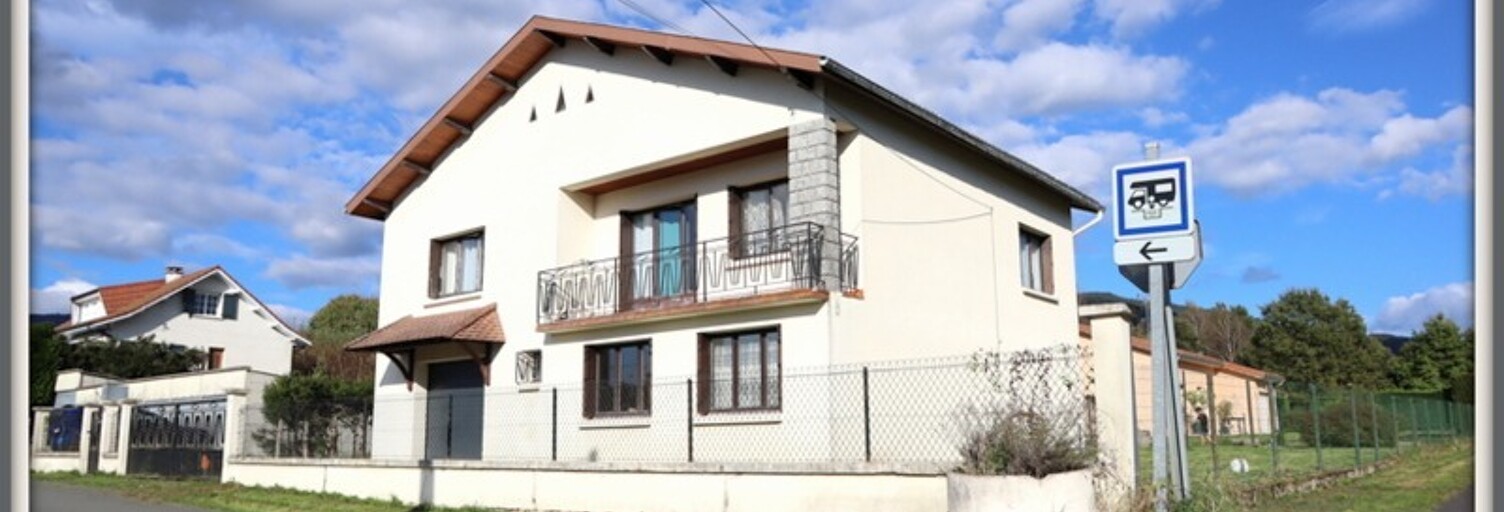 Maison 7 Pièces 156 m² à vendre à Chabreloche (63250)