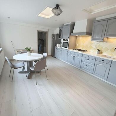 Maison 6 pièces 143000 €