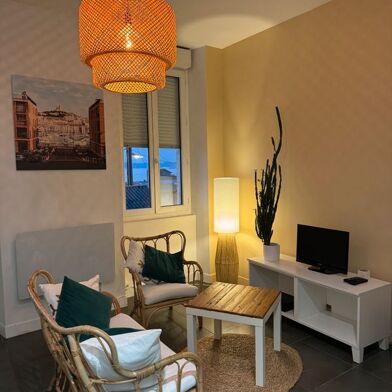 Appartement 2 pièces 1050 €