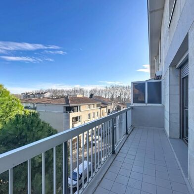 Appartement 1 pièces 540 €