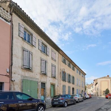 Immeuble  146250 €