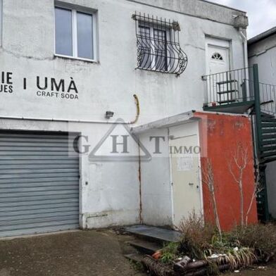 Local industriel  20933 €
