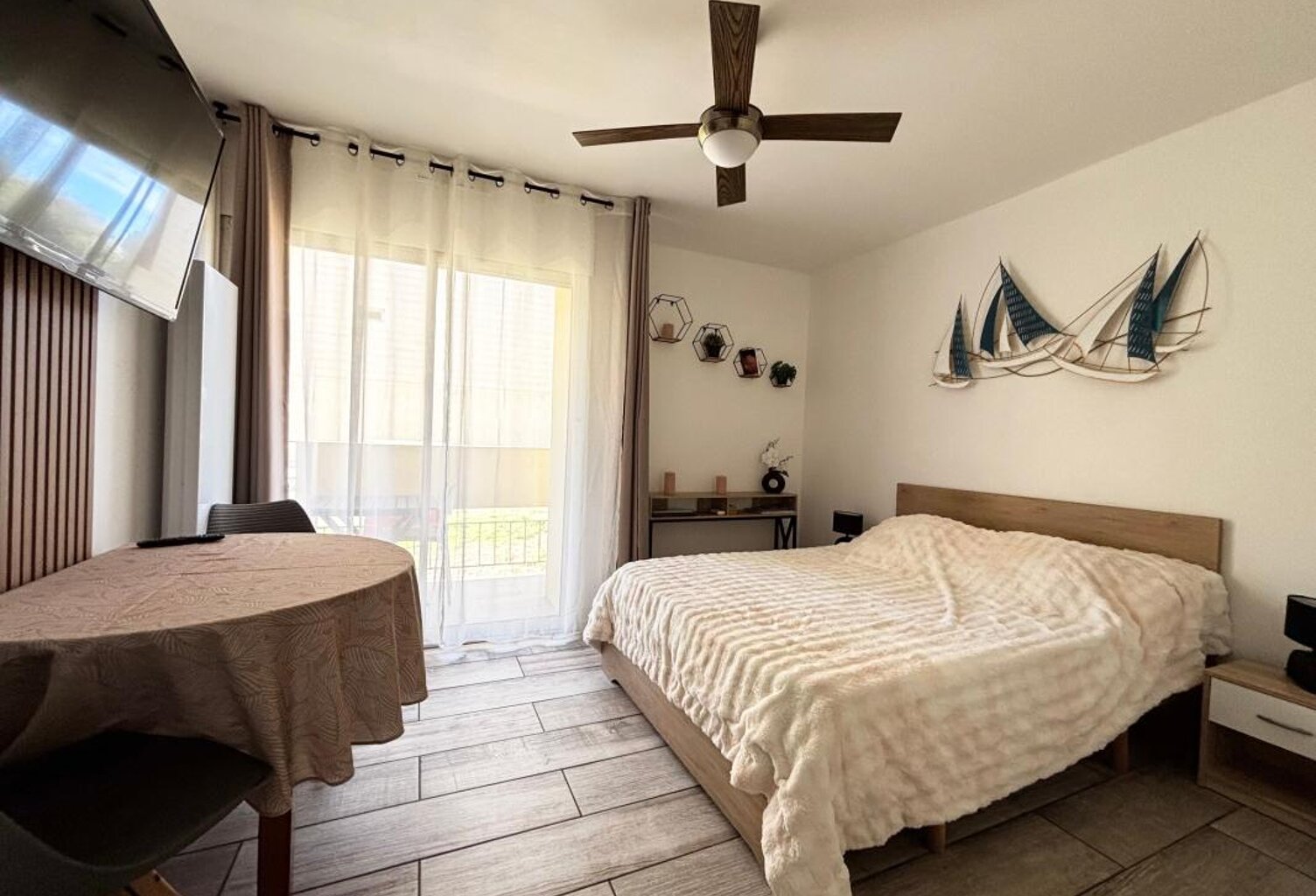 Beau studio à vendre — photo 1