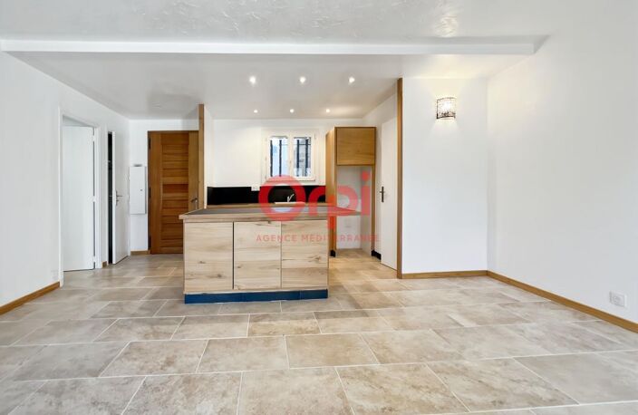Appartement  2 PIECES 50M² TERRASSE JARDIN CENTRE VILLAGE PLAN DE TOUR — photo 3