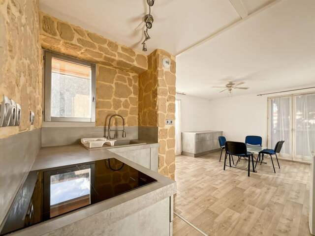 Appartement À Vendre T2 34M CAVE PISCINE — photo du bien