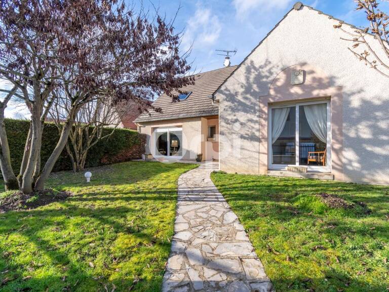 Élégante demeure de caractère – 219 m² – Les Mesneux — photo 1