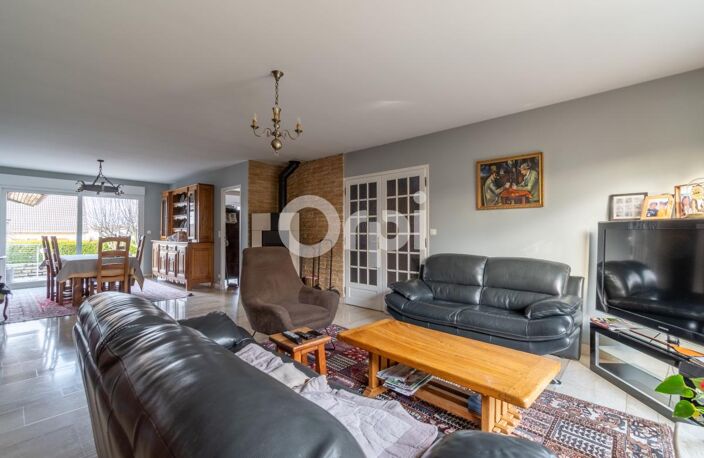 Élégante demeure de caractère – 219 m² – Les Mesneux — photo 2