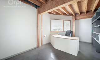 Bureau  40 m² à louer à Volvic (63530)