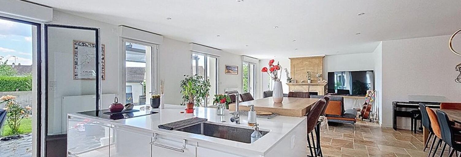 Maison 10 Pièces 260 m² à vendre à Alençon (61000)