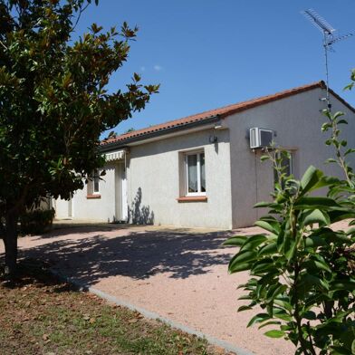 Maison 4 pièces 974 €