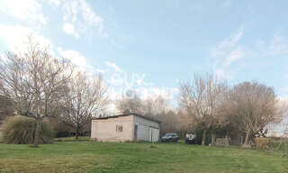 Terrain  1756 m² à vendre à Roaillan (33210)