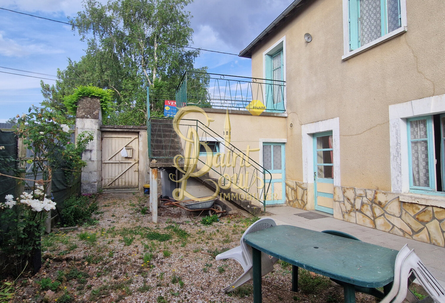 MAISON ANCIENNE AVEC 3 CHAMBRES, DEPENDANCE ET JARDINET — photo 1