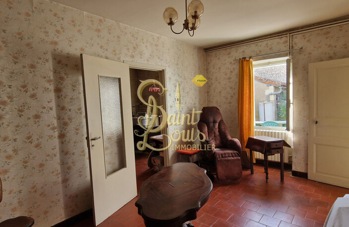 MAISON ANCIENNE AVEC 3 CHAMBRES, DEPENDANCE ET JARDINET — photo 5
