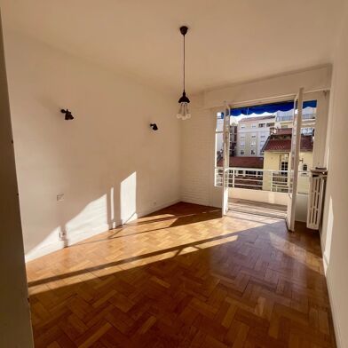 Appartement 3 pièces 1200 €