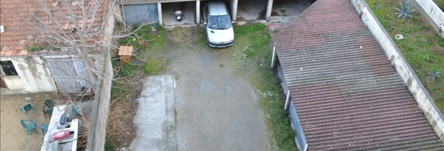 Garage   m² à louer à Marseille 5 (13005)