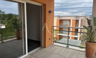 Appartement 2 Pièces 43 m² à louer à Pierrefeu-du-Var (83390)