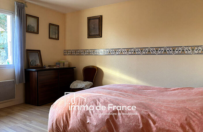 Pavillon plain-pied 173m²  avec atelier 55m² ,garage et terrain clos 3 234 m². — photo 5
