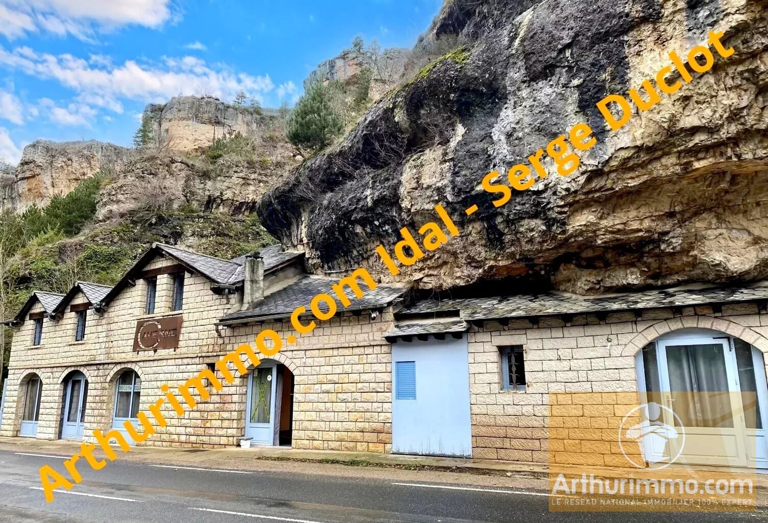 Ensemble immobilier — photo 1