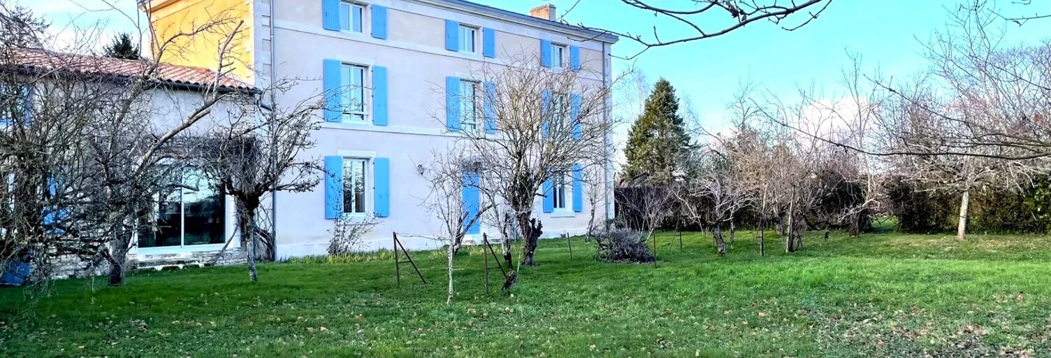 Maison 8 Pièces 264 m² à vendre à La Crèche (79260)