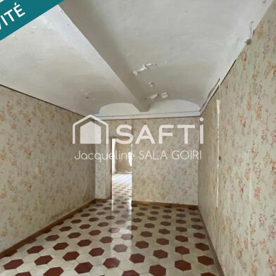 Immeuble  101200 €