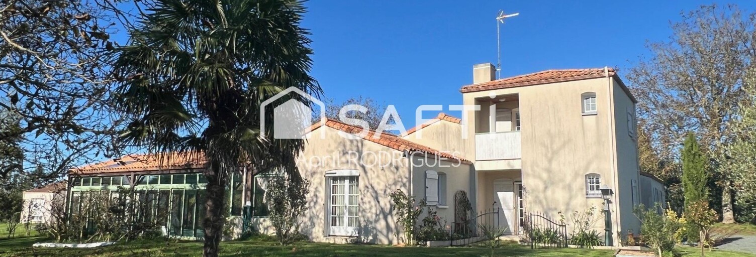 Maison 7 Pièces 144 m² à vendre à Saint-Jean-d'Hermine (85210)