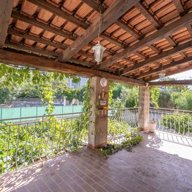 Maison 6 pièces 469000 €