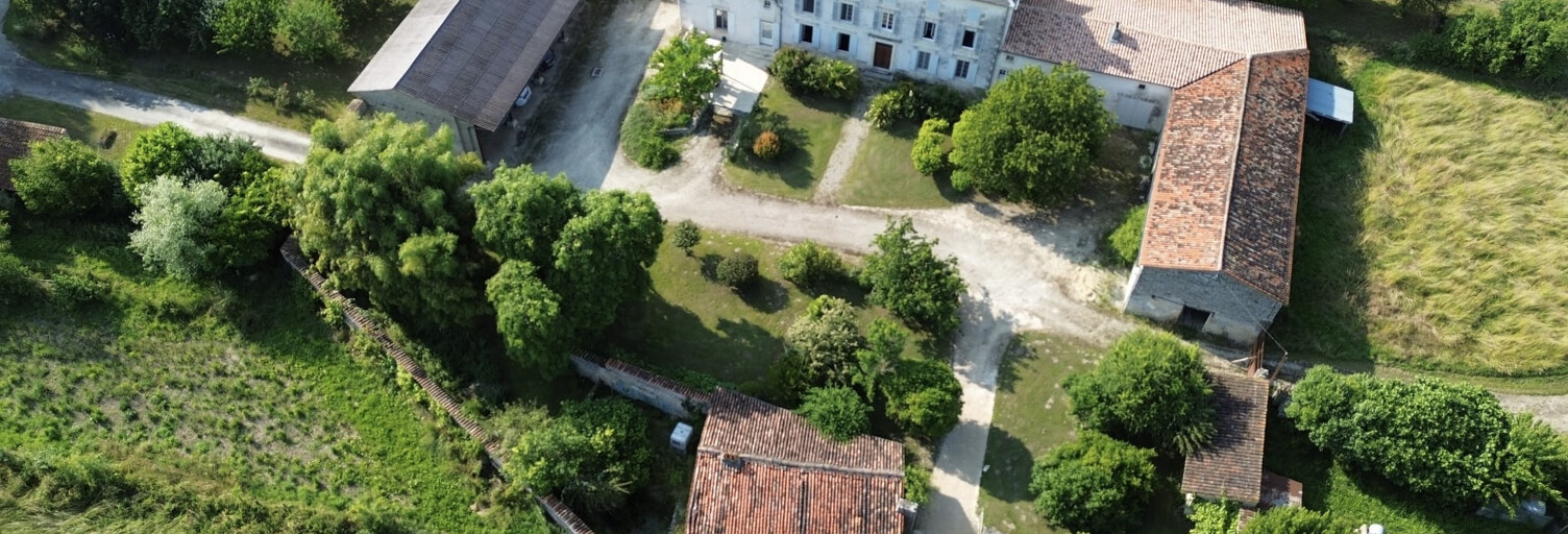 Maison 9 Pièces 242 m² à vendre à Saint-Jean-d'Angély (17400)