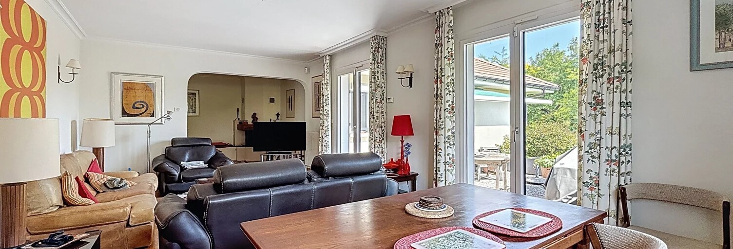 Maison 7 Pièces 154 m² à vendre à Prévessin-Moëns (01280)