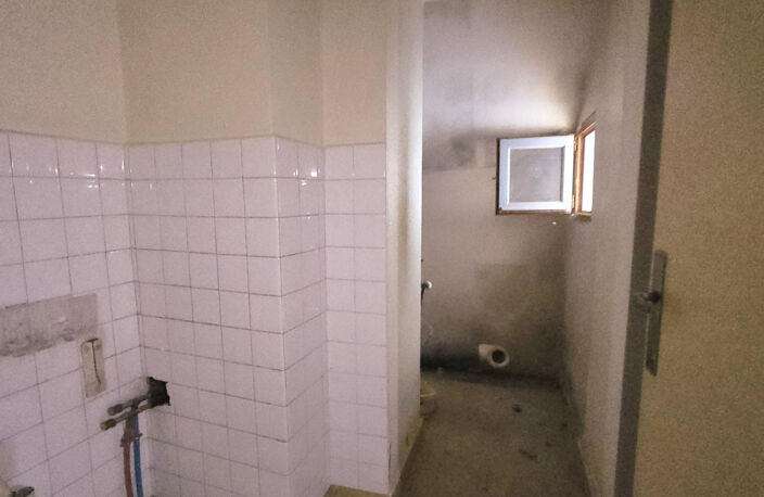 À VENDRE   T2 en plateau de 45 m2   Centre village d'Anse — photo 4