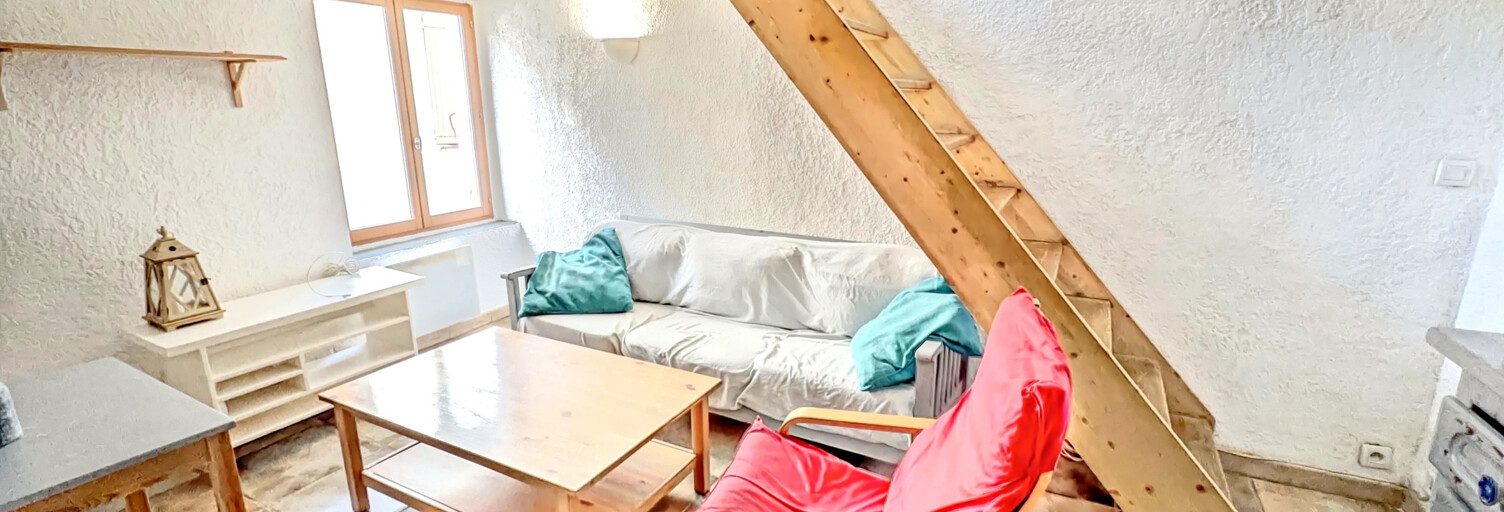 Immeuble  70 m² à vendre à Volonne (04290)