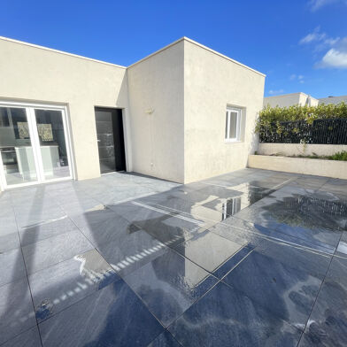 Appartement 3 pièces 304500 €