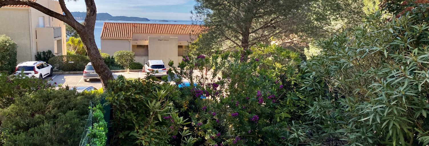 Appartement 1 Pièce 24 m² à louer à Hyères (83400)