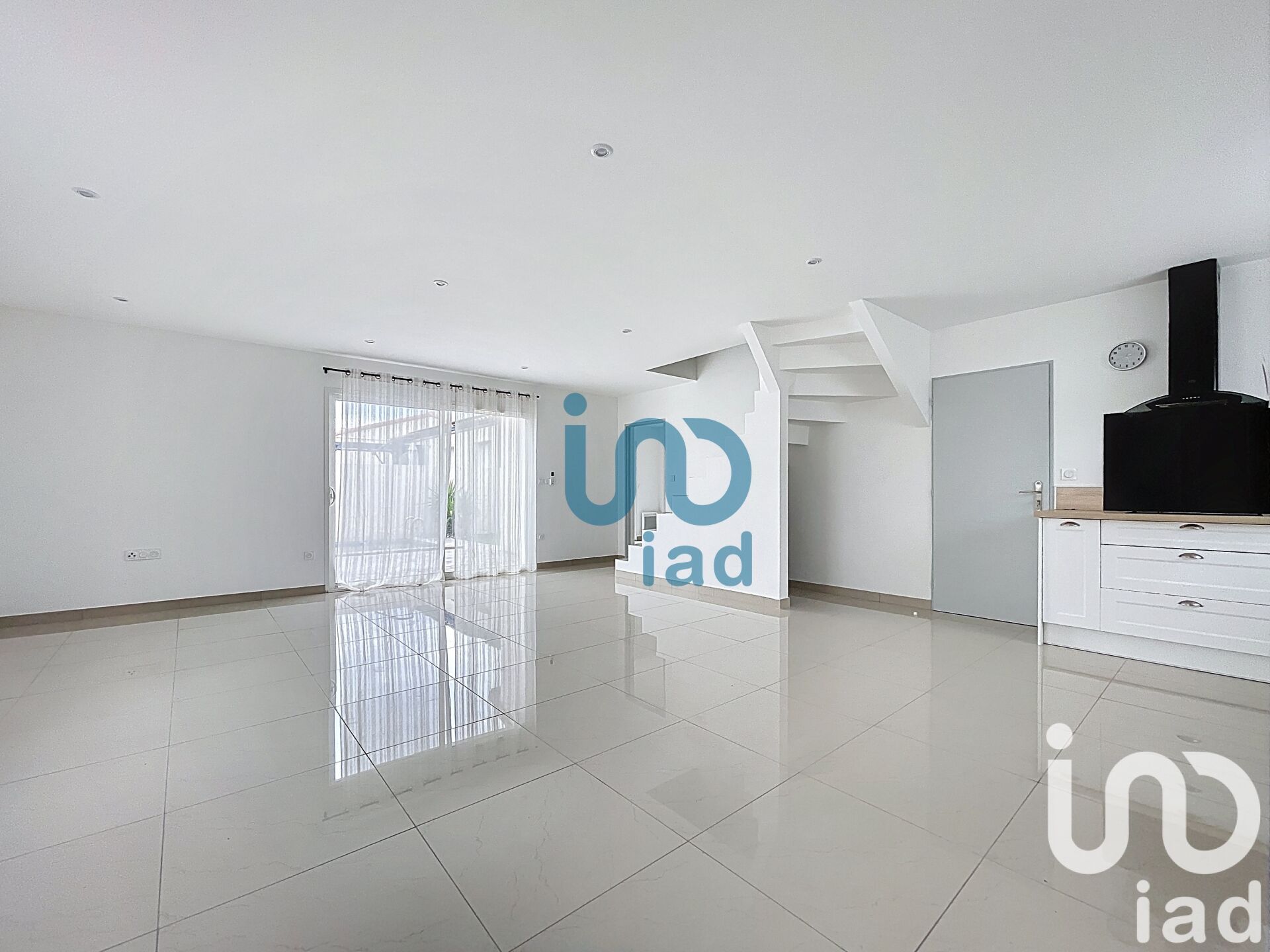 Vente Maison/villa 5 pièces - Photo 3