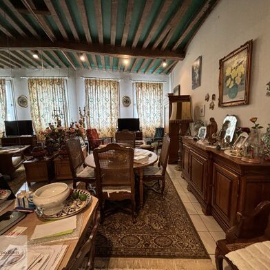 Immeuble  136500 €