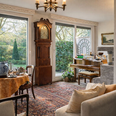 Appartement 6 pièces 299500 €