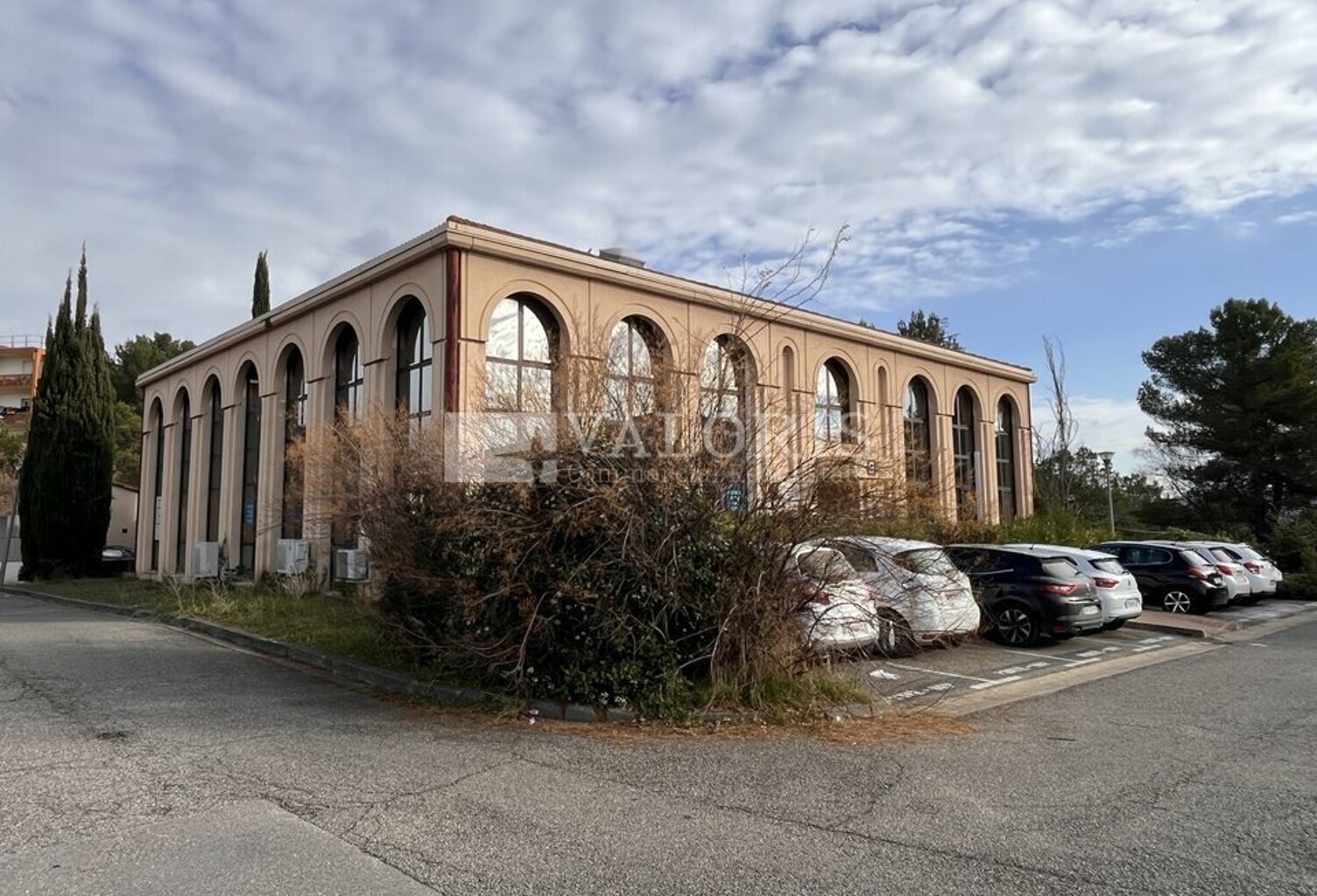 BUREAUX à LOUER — photo 1