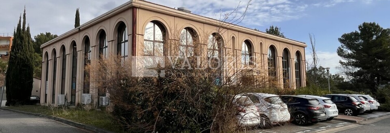 Bureau  244 m² à louer à Aix-en-Provence (13290)